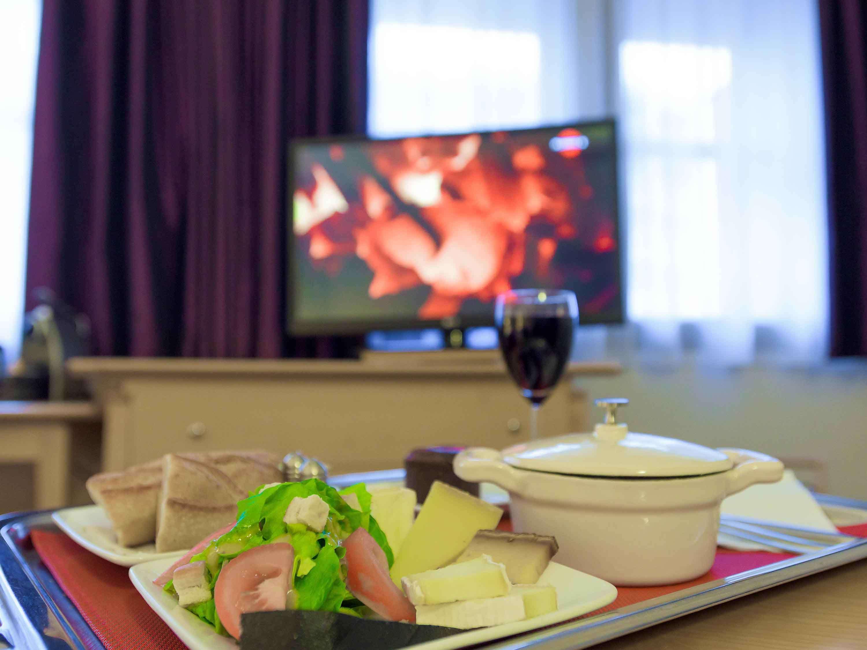 Mercure Tours Centre Gare Et Congres Екстер'єр фото